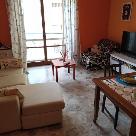 Vesuvio Corner - Spacious And Colorful Apartment In San Giorgio, Very Close To Napoli, Ideal For Families And Groups, Close To Pompeii, Sorrento... Сан Джорджо а Кремано Екстериор снимка