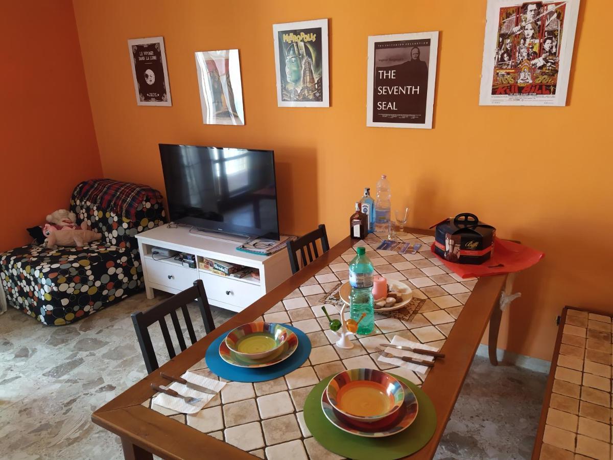 Vesuvio Corner - Spacious And Colorful Apartment In San Giorgio, Very Close To Napoli, Ideal For Families And Groups, Close To Pompeii, Sorrento... Сан Джорджо а Кремано Екстериор снимка
