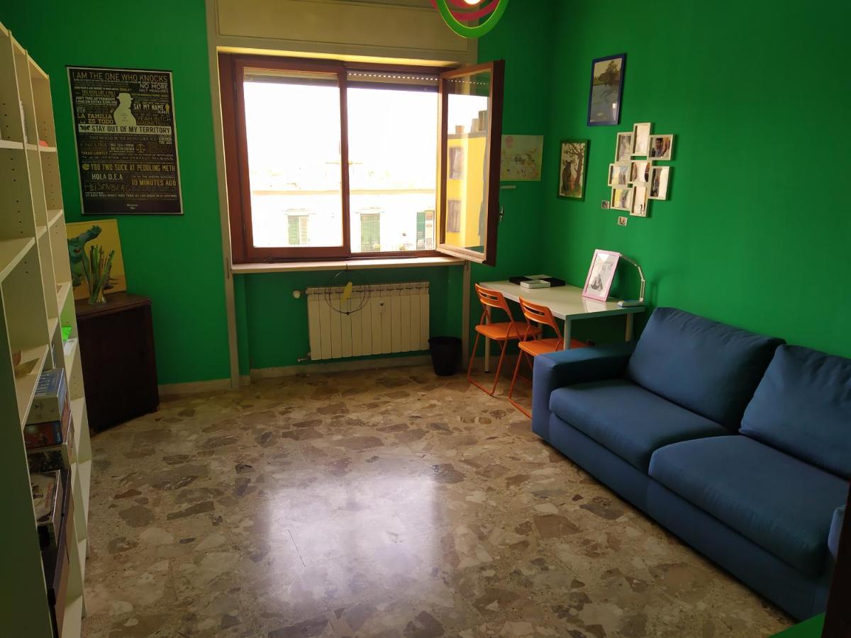 Vesuvio Corner - Spacious And Colorful Apartment In San Giorgio, Very Close To Napoli, Ideal For Families And Groups, Close To Pompeii, Sorrento... Сан Джорджо а Кремано Екстериор снимка