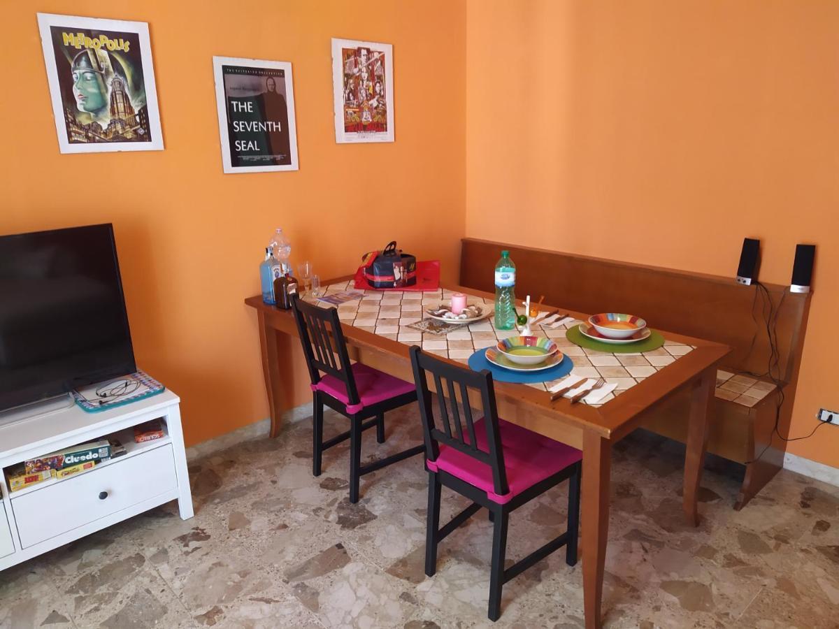 Vesuvio Corner - Spacious And Colorful Apartment In San Giorgio, Very Close To Napoli, Ideal For Families And Groups, Close To Pompeii, Sorrento... Сан Джорджо а Кремано Екстериор снимка