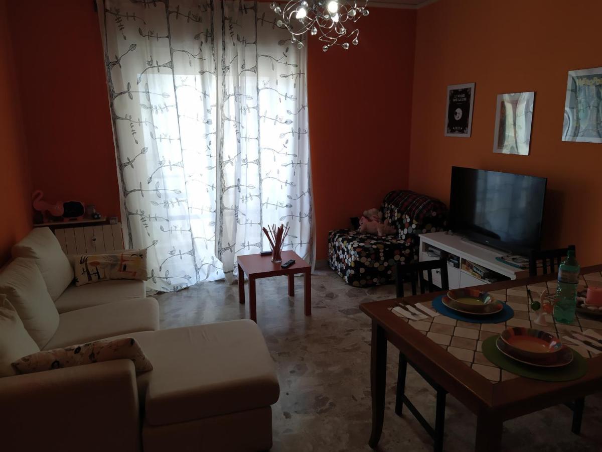 Vesuvio Corner - Spacious And Colorful Apartment In San Giorgio, Very Close To Napoli, Ideal For Families And Groups, Close To Pompeii, Sorrento... Сан Джорджо а Кремано Екстериор снимка